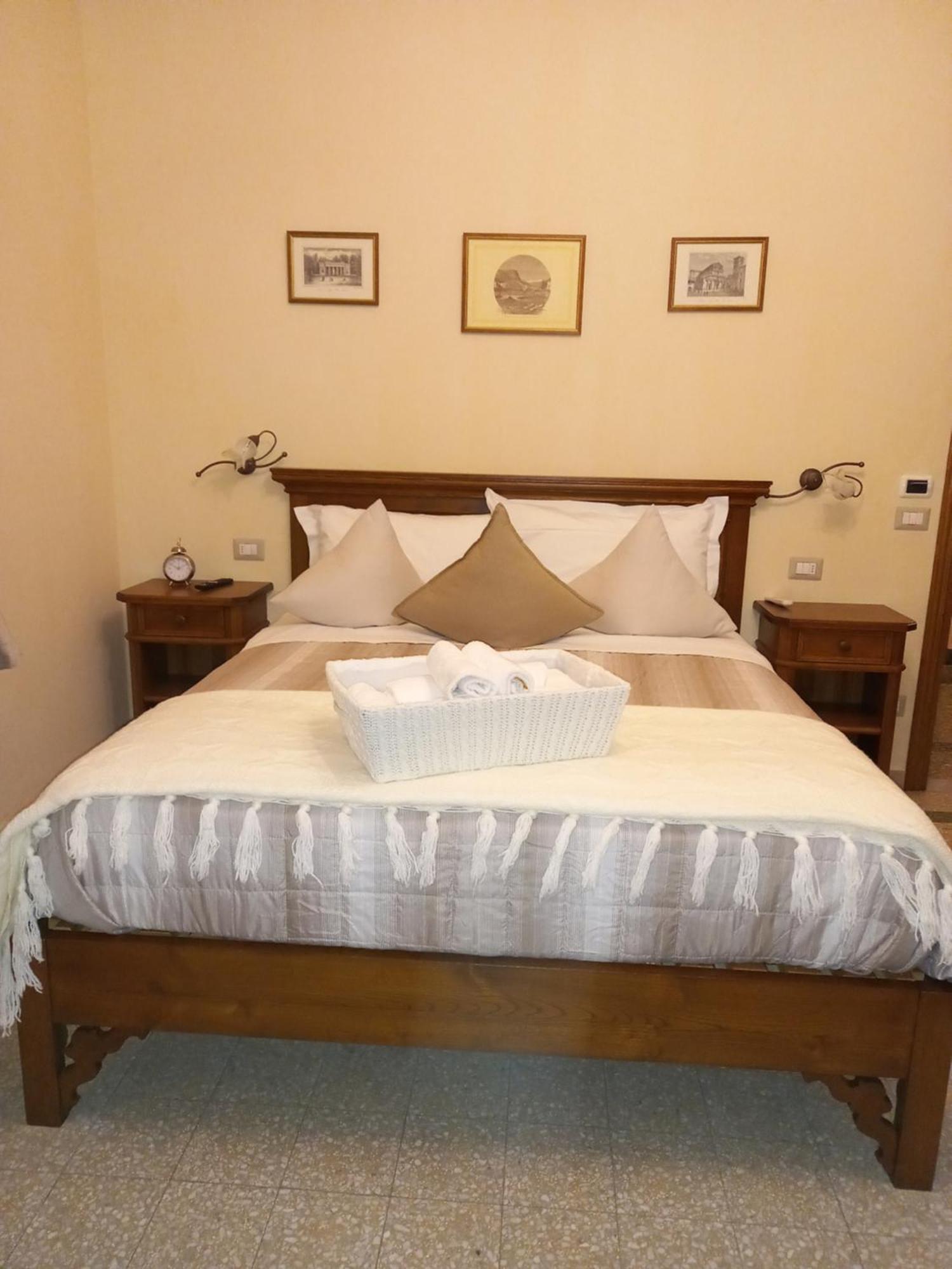 BnB Villa Melany vicino Centro Lucca Habitación foto